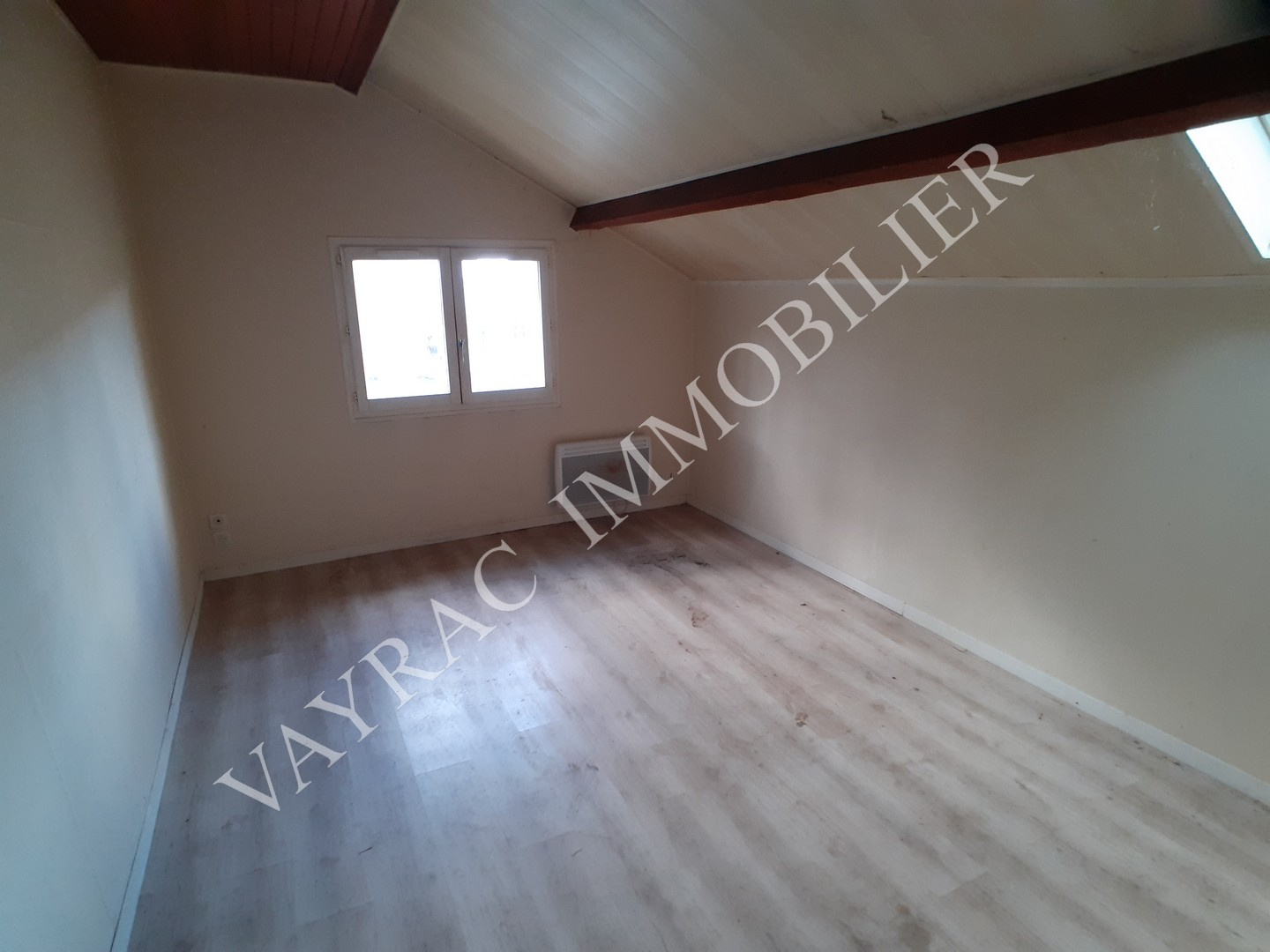 N1 - Studio - Pièce Principale