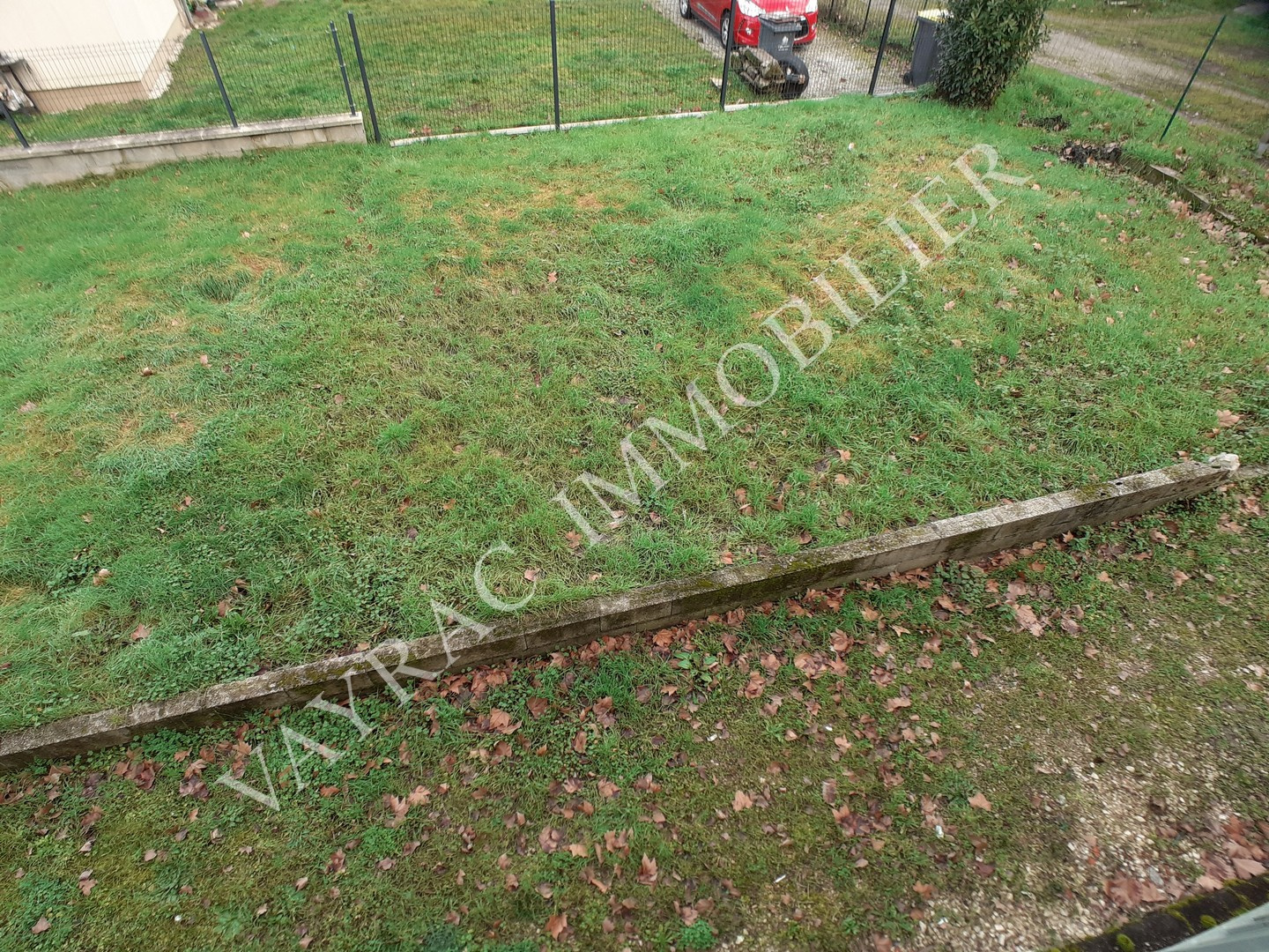 Jardin à l'arrière